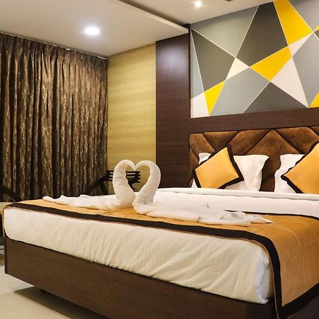 Honey Hive Hotell Port Blair Exteriör bild