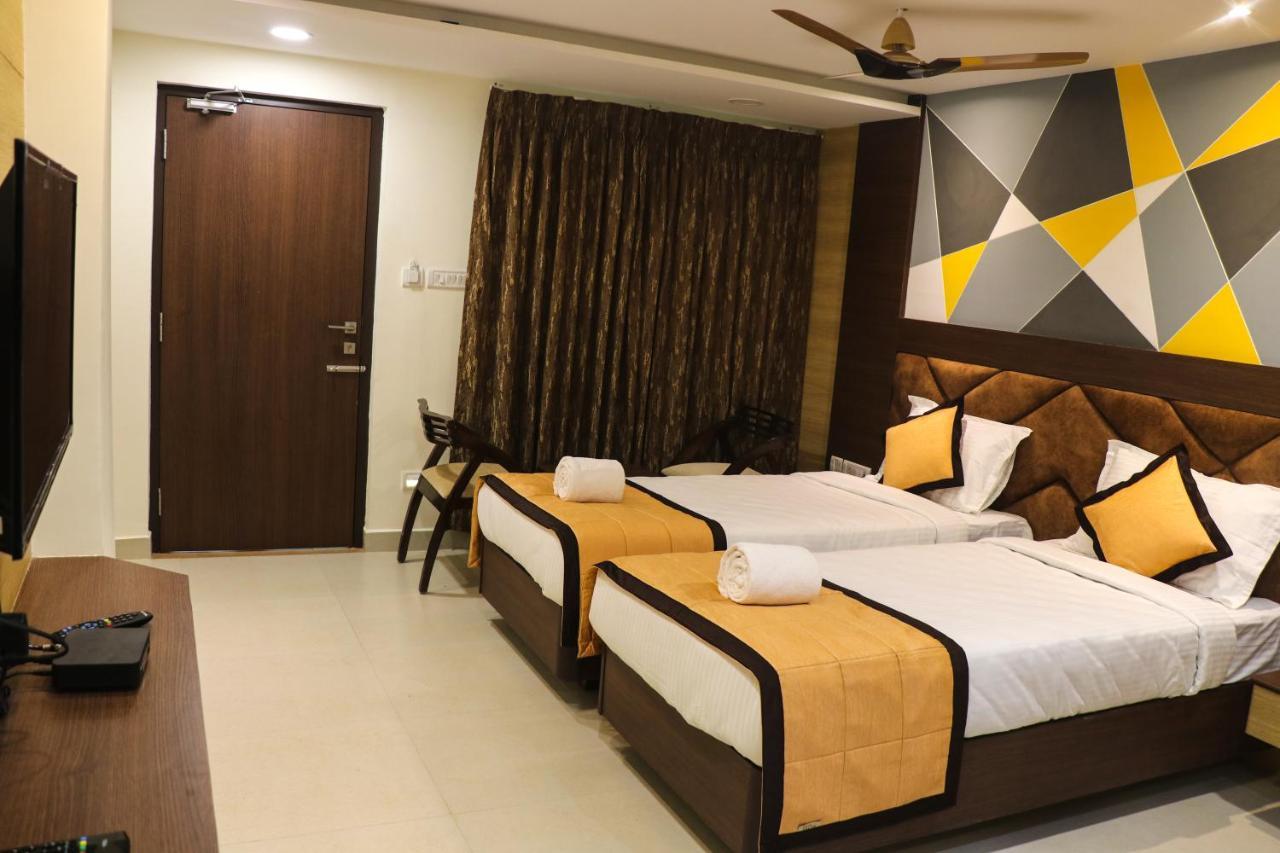 Honey Hive Hotell Port Blair Exteriör bild