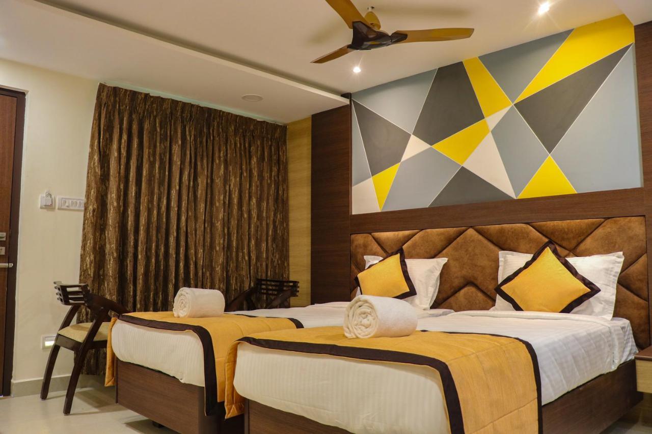 Honey Hive Hotell Port Blair Exteriör bild