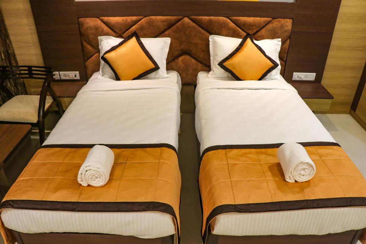 Honey Hive Hotell Port Blair Exteriör bild